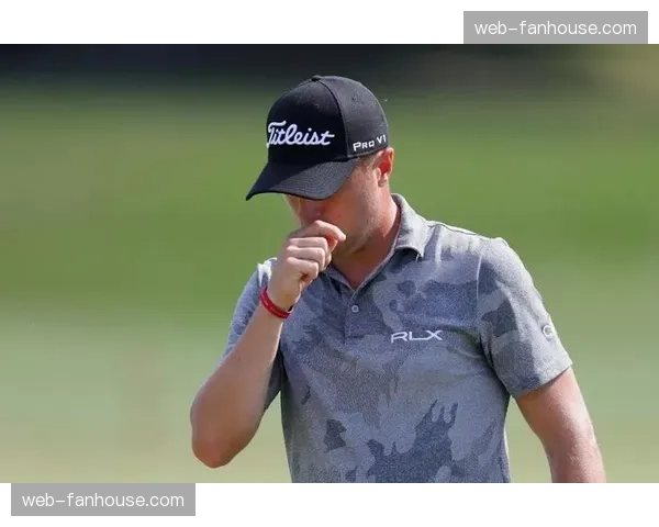 一杆进洞！老将马特·库查尔在球员锦标赛三杆洞斩获赛季首个HIO